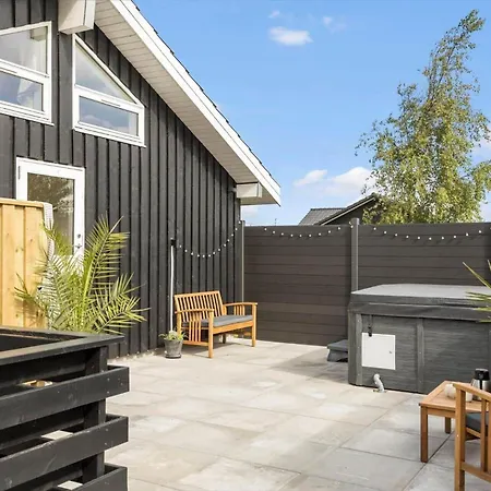 Tv1610-bindslev-agerhonevej-8 *